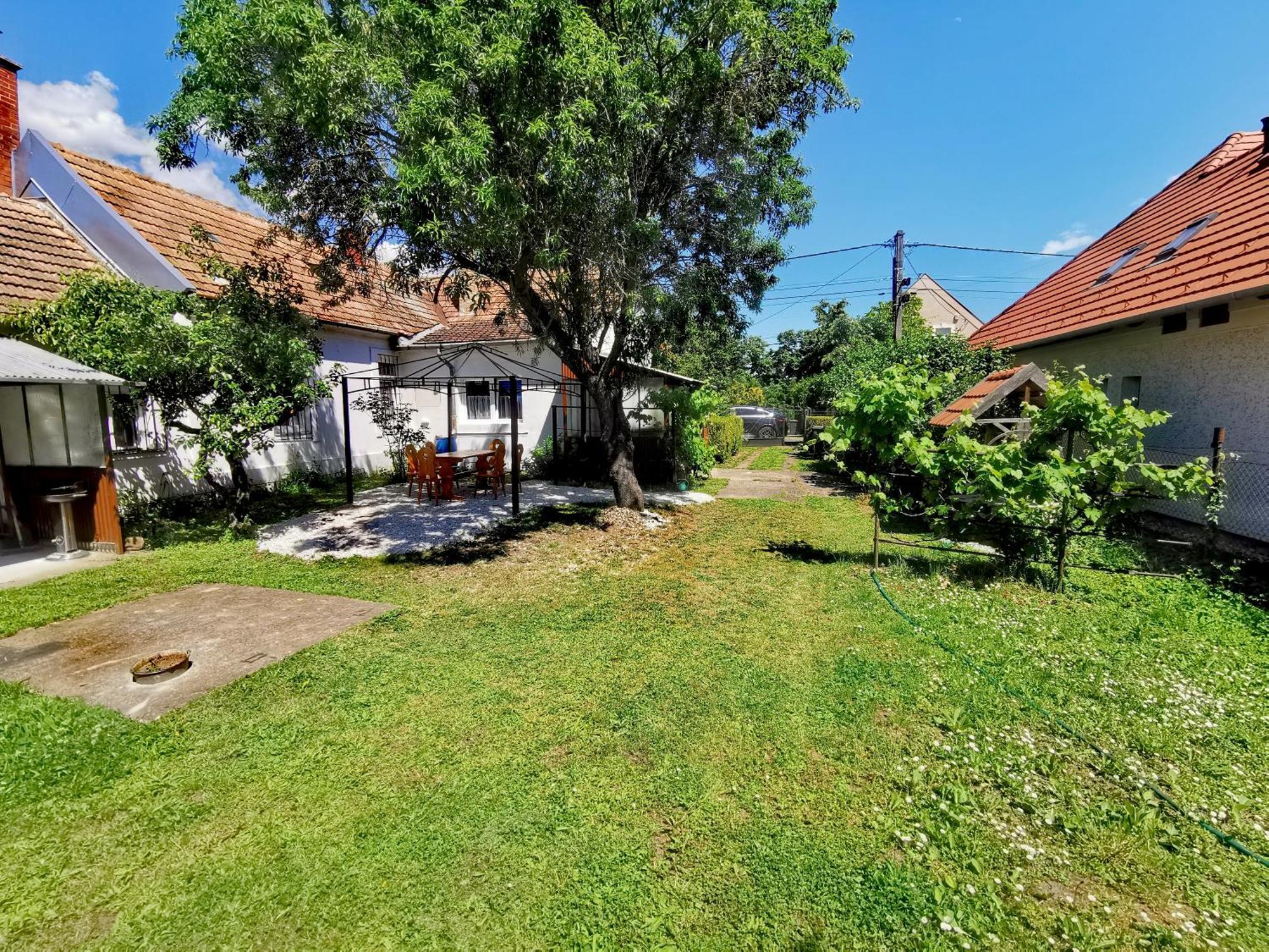 Dolce Weekend Balaton Apartment Balatongyorok Exterior photo